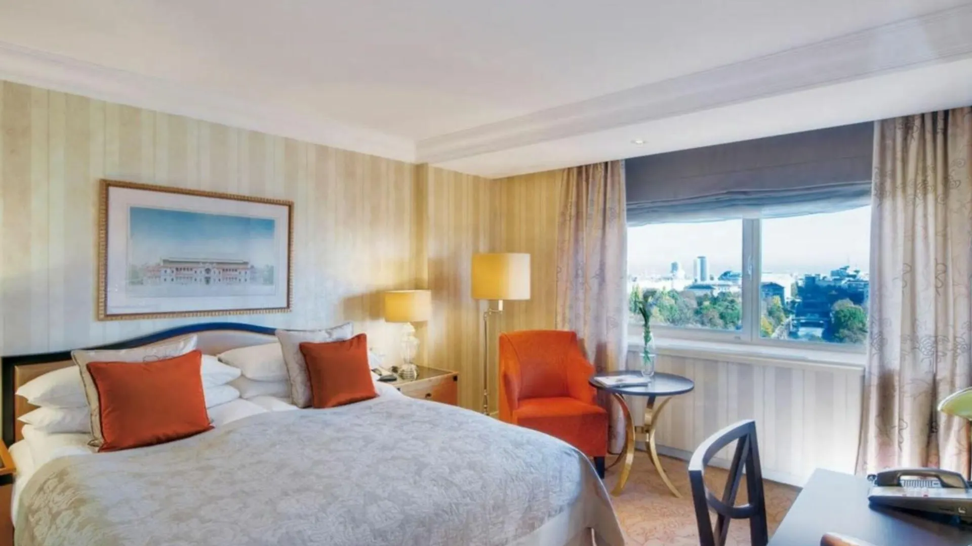 Intercontinental Wien By Ihg 5*,