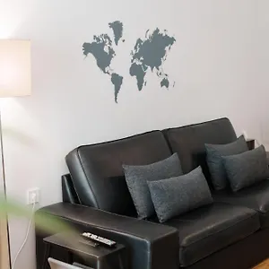 Διαμέρισμα Spacious 82 M2 Two Bedroom Classy Near Center 
