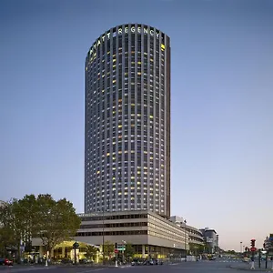 Hyatt Regency Etoile 4* Paris