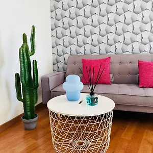  Apartamento Comecasa 2 Bedrooms 450mt From Duomo Italia
