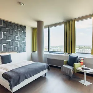 4* فندق هاريز هوم وين